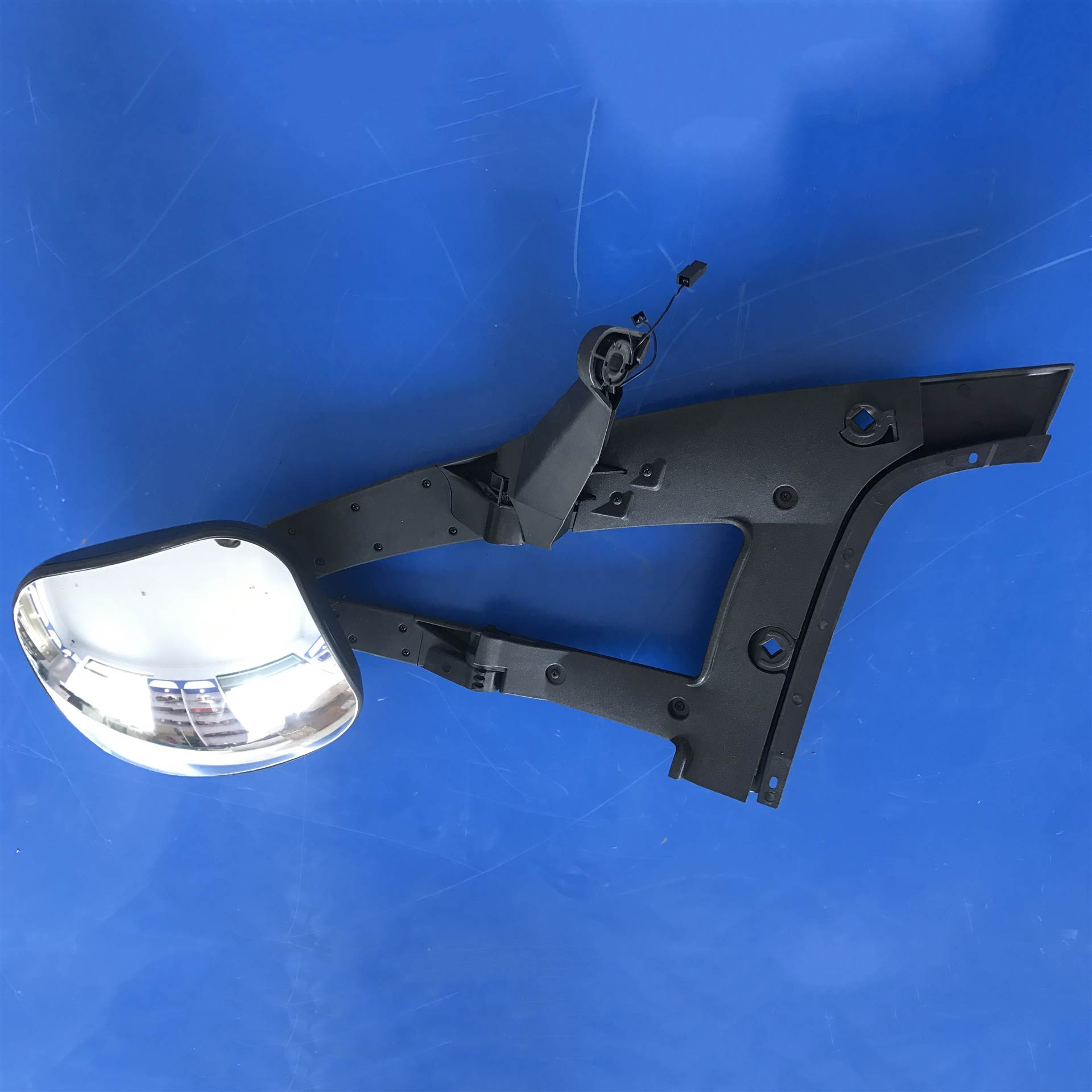 消防车配件 奔驰消防车前照地镜 德国奔驰消防车配件