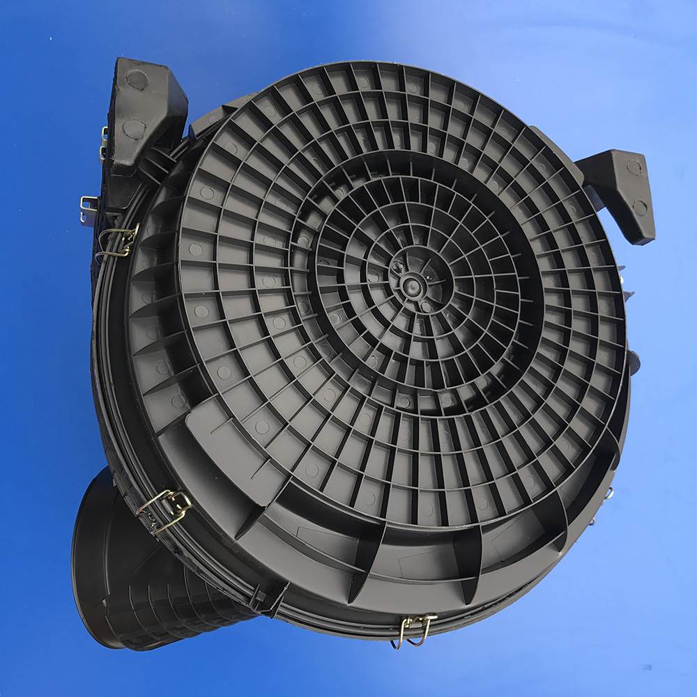 三一奔驰泵车配件 奔驰泵车发动机空滤桶 奔驰发动机配件