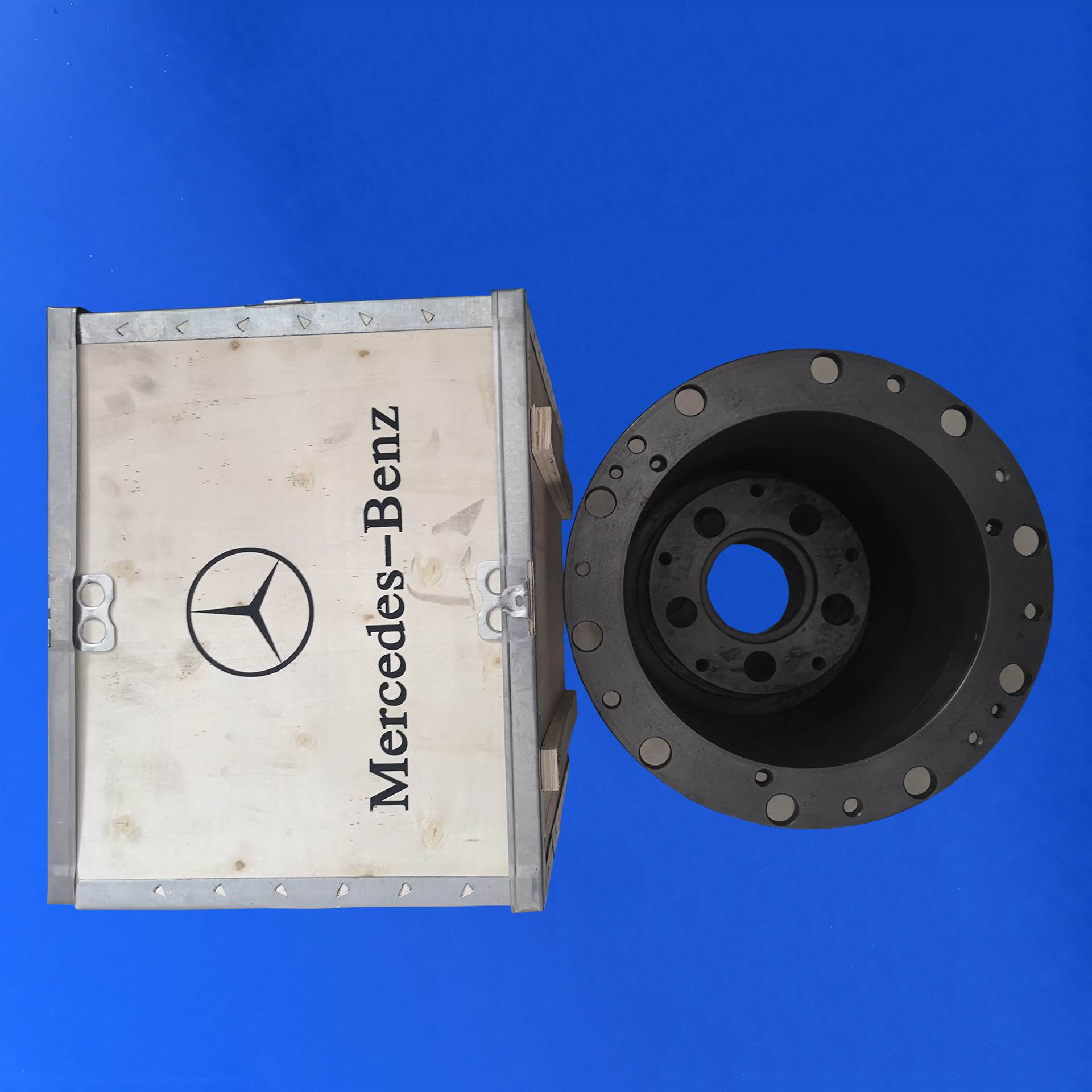 奔驰3341泵车轮边壳 奔驰泵车轮边壳 奔驰原厂配件