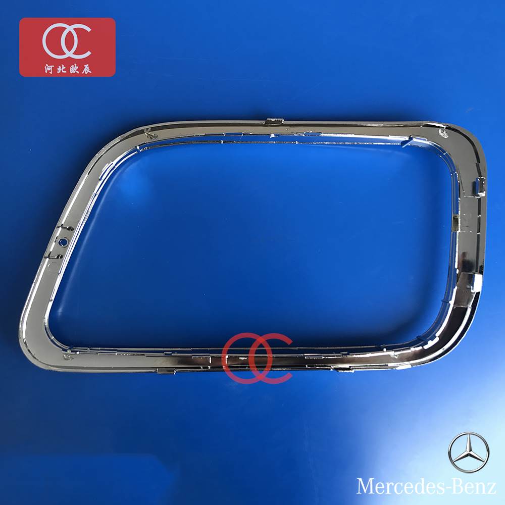 奔驰3341泵车车灯边框 奔驰泵车车灯边框 奔驰原厂配件