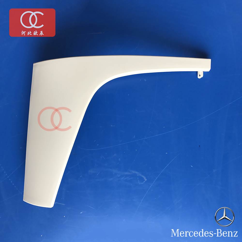 奔驰3341泵车大灯边框 奔驰泵车大灯边框 奔驰原厂配件