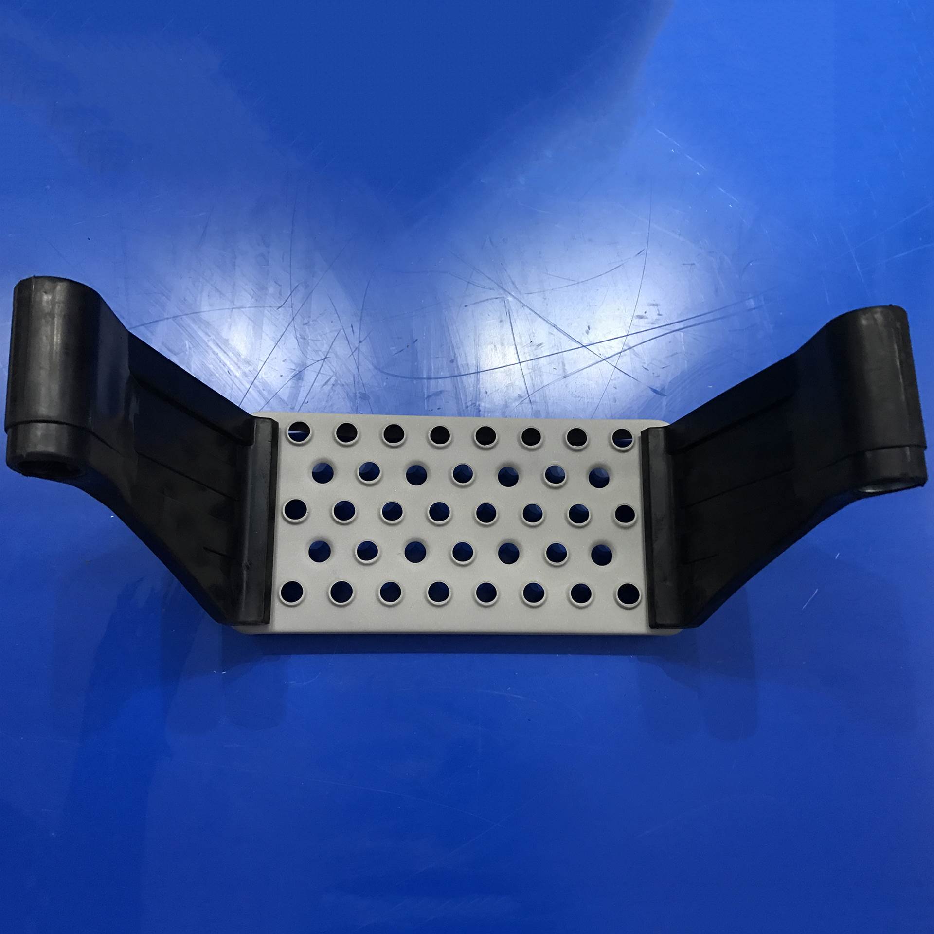 中联奔驰泵车配件 奔驰泵车脚踏板高顶 奔驰泵车原厂配件