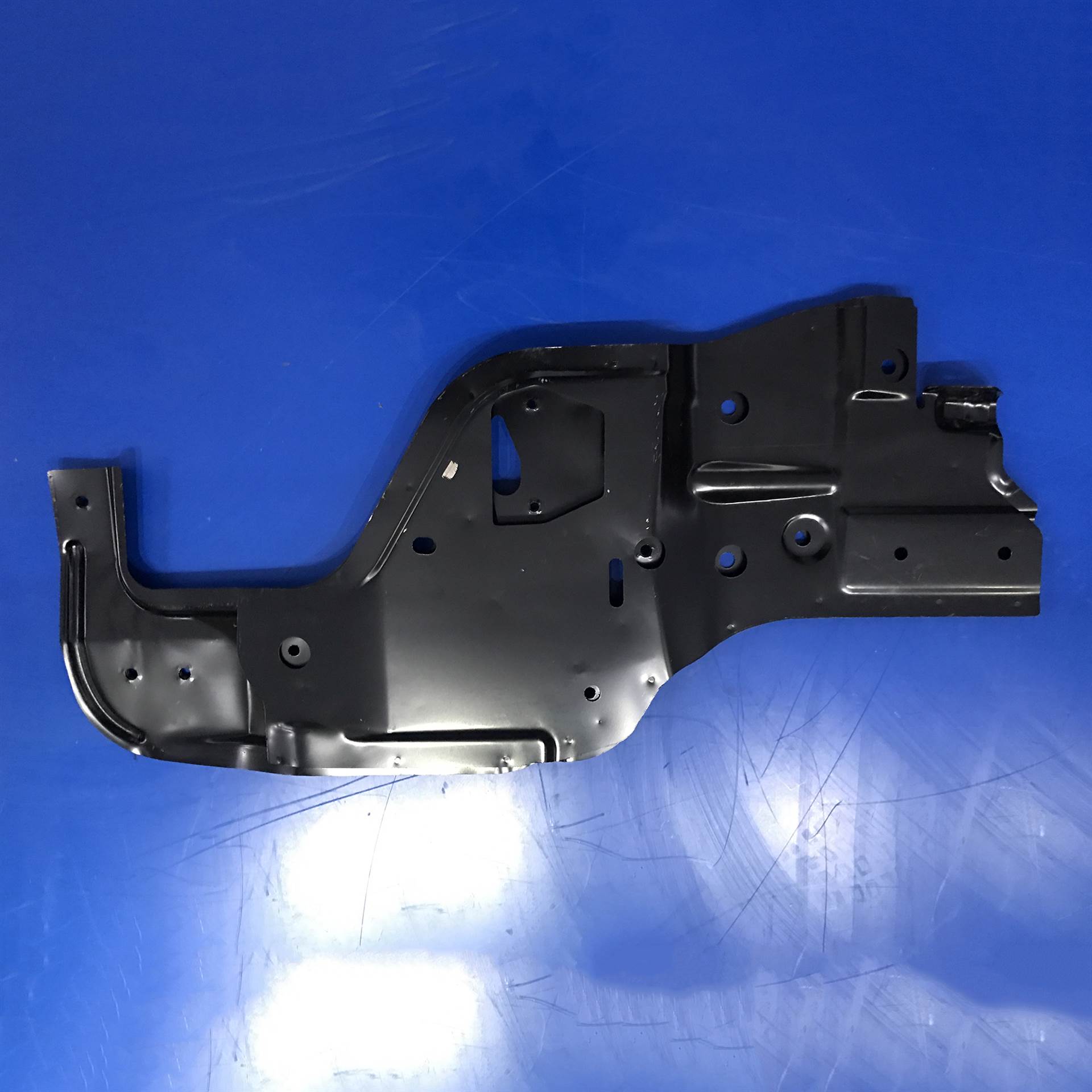 奔驰泵车配件 奔驰泵车面板内衬 奔驰4141原厂配件