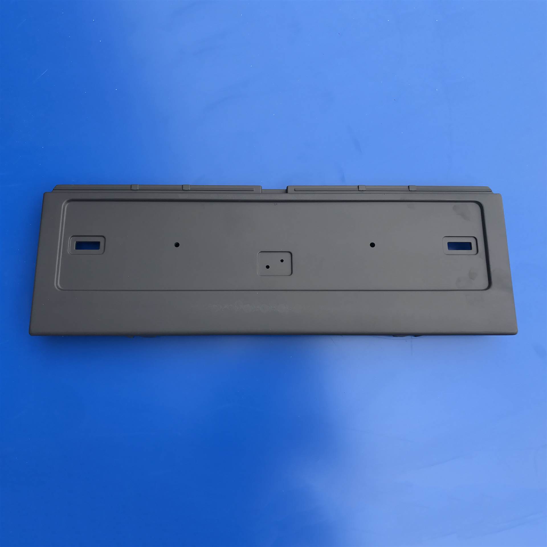 奔驰卡车牌照架子 奔驰卡车2644/2646通用配件 