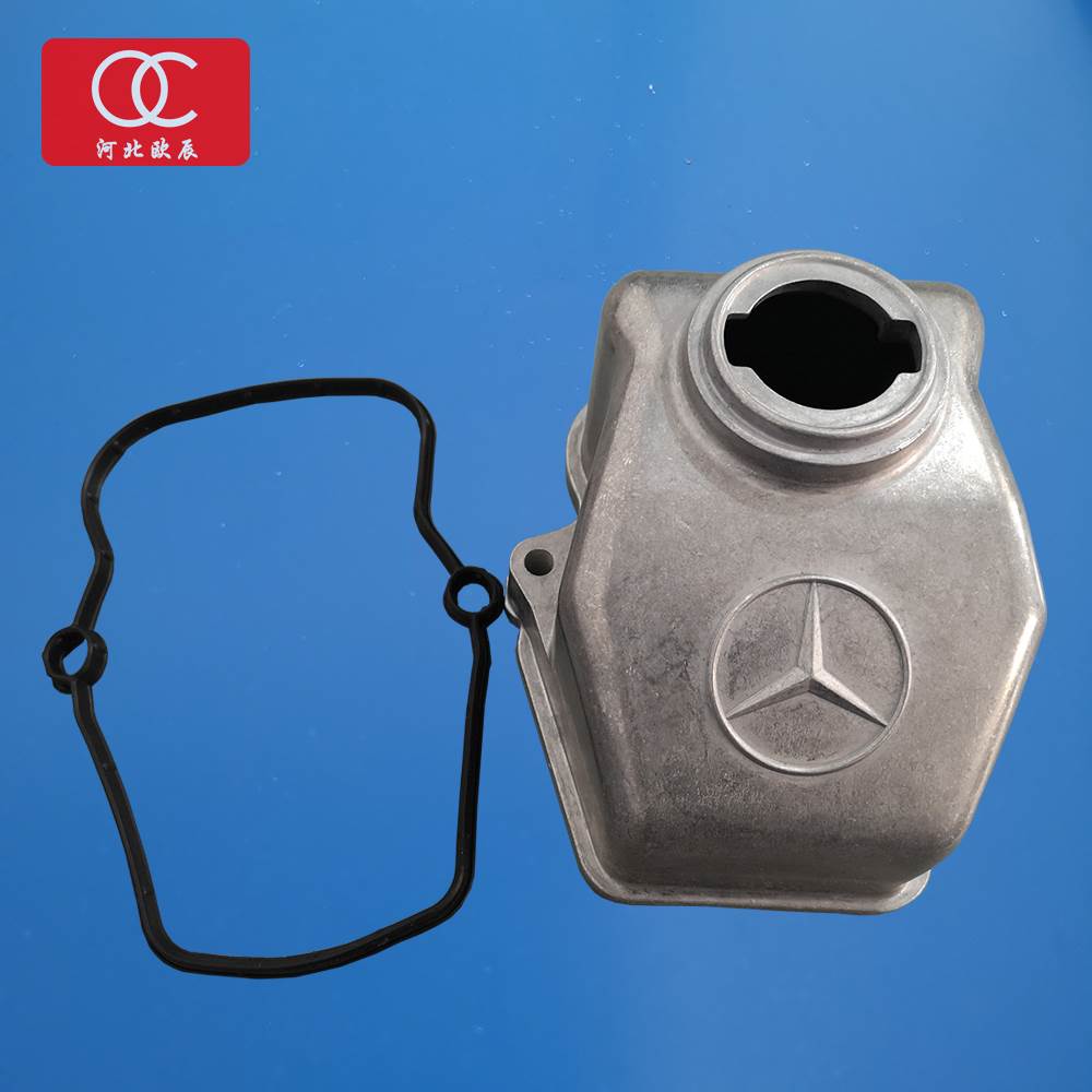 三一奔驰泵车配件 奔驰4141泵车发动机气门室盖 泵车原厂配件