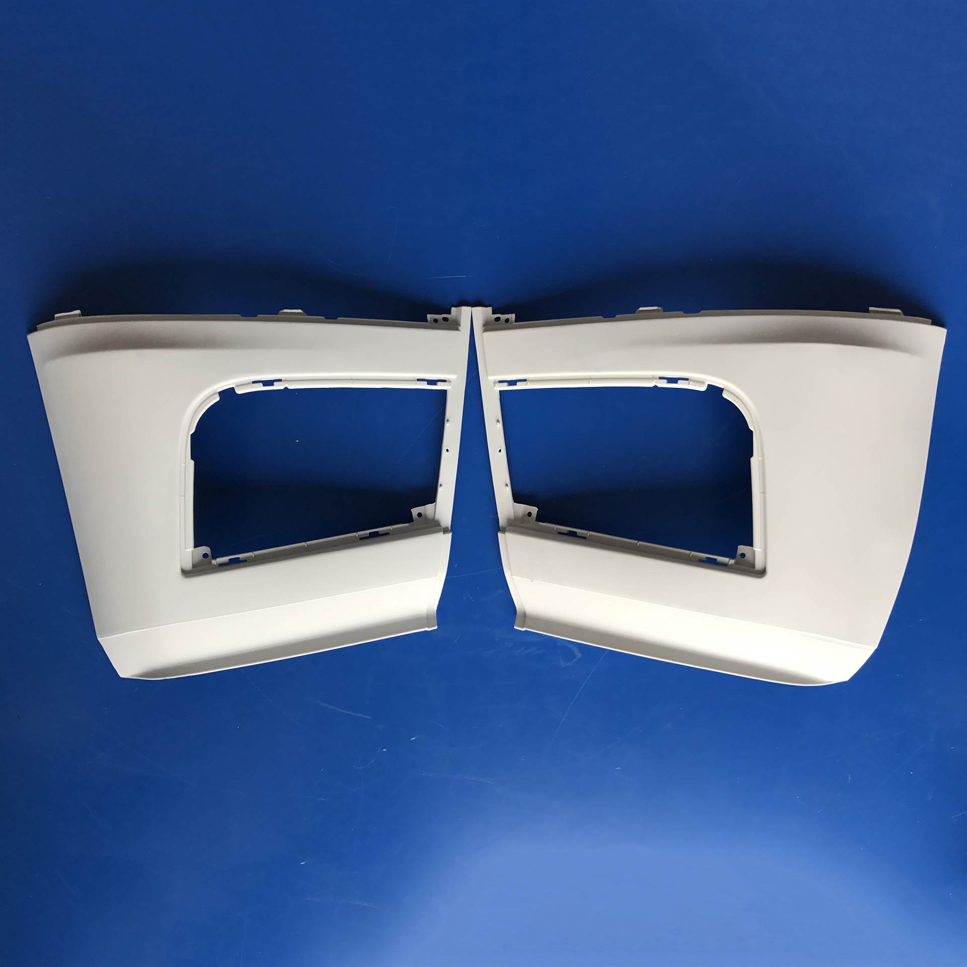 三一奔驰泵车配件 奔驰泵车高顶保险杠 奔驰泵车原厂配件