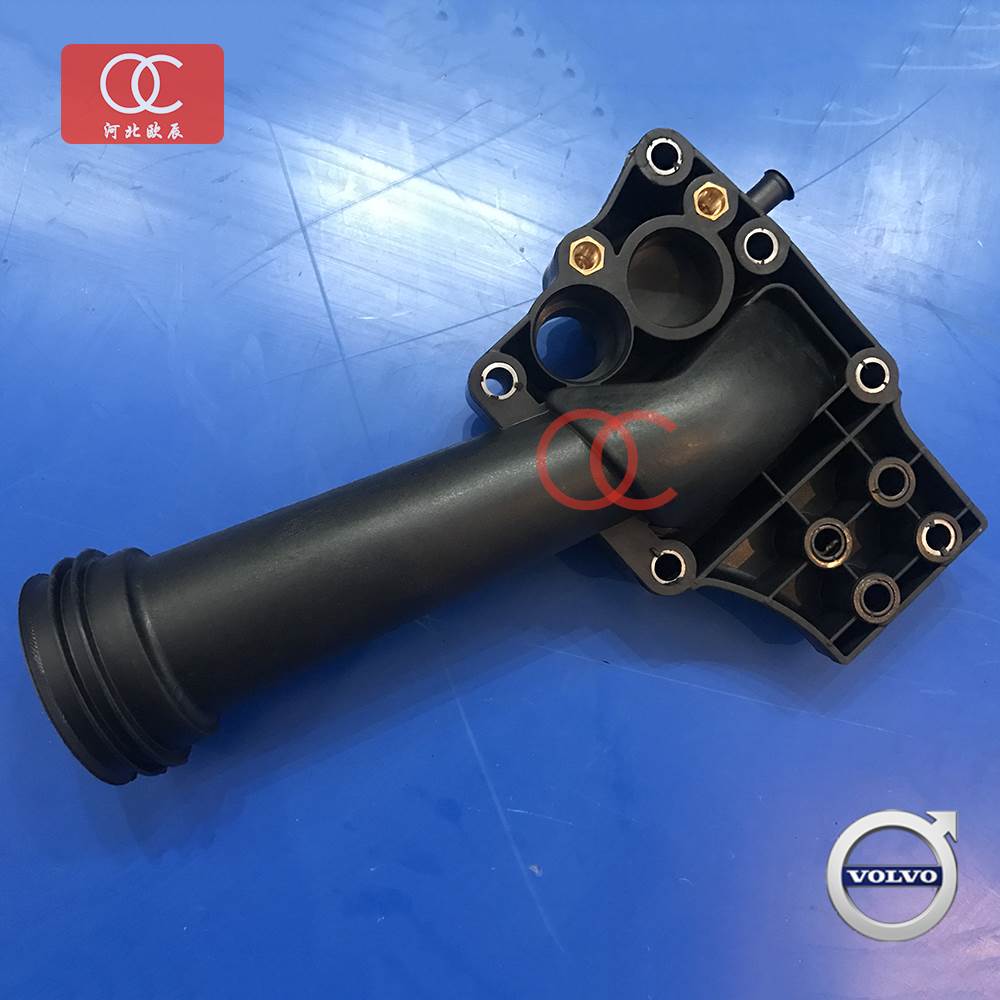 沃尔沃消防车配件 沃尔沃消防车水管连接管 沃尔沃发动机配件