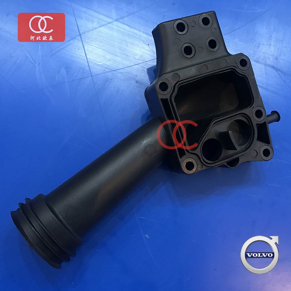 沃尔沃卡车配件 沃尔沃卡车水管连接管 沃尔沃发动机配件