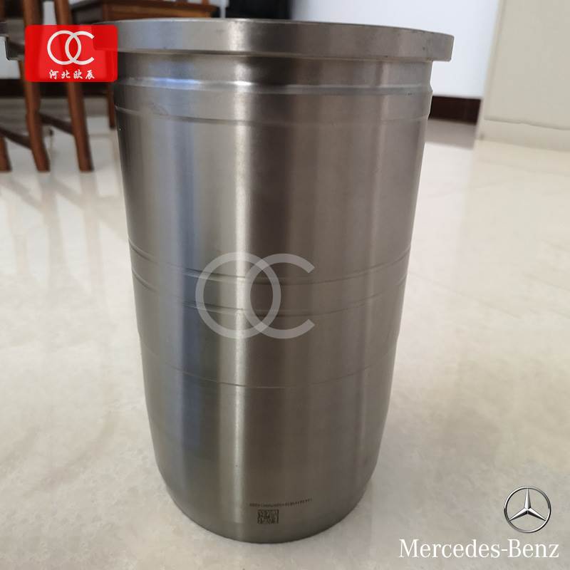 奔驰泵车配件 奔驰4141欧三气缸套