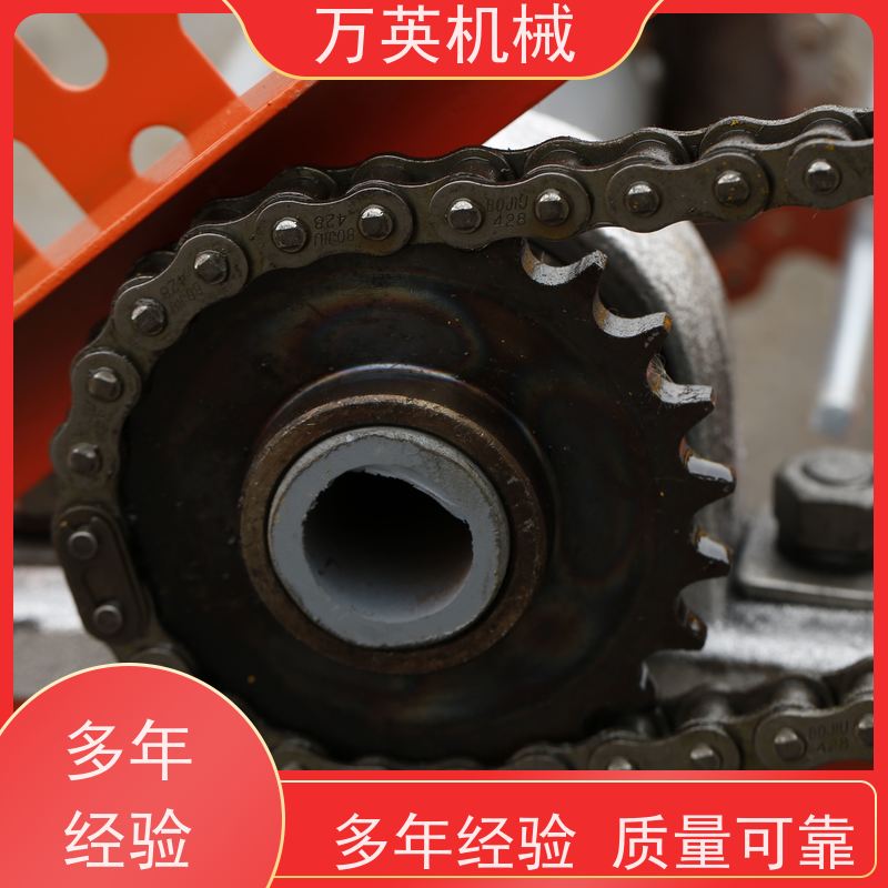 万英机械 割草船效率 省时省力省人工 售后服务完善