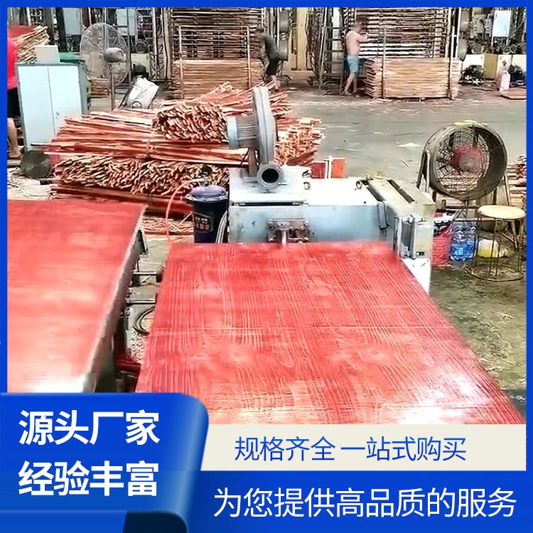  循环使用九层1.3红板批发 脱模效果脱膜平整 板面如镜 多家建工厂家