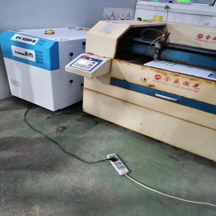 烟雾净化器工业吸尘器脉冲式除尘器激光环保除尘设备公司