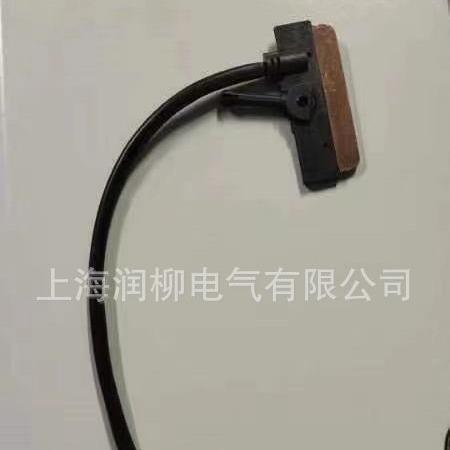 H304-60A加厚耐磨型刀头60A行车无接缝滑触线用集电器碳刷片