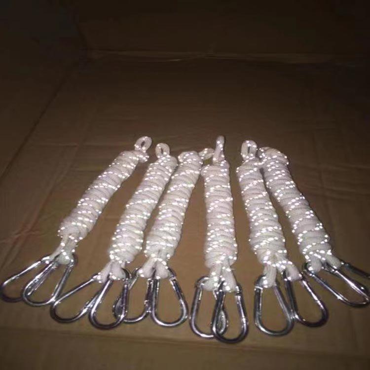 2米联络绳具有反光功能两端配有弹簧钩用于灾区队员间的联系