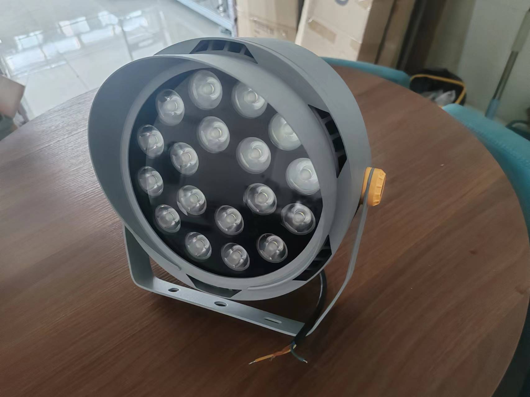 园林绿化草坪 LED投光灯 加厚铝材灯体 36w 华锐智创