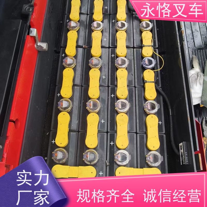 永恪叉车出租 力至优1.5吨牵移试三门架 4米日本原装进口 操作简单