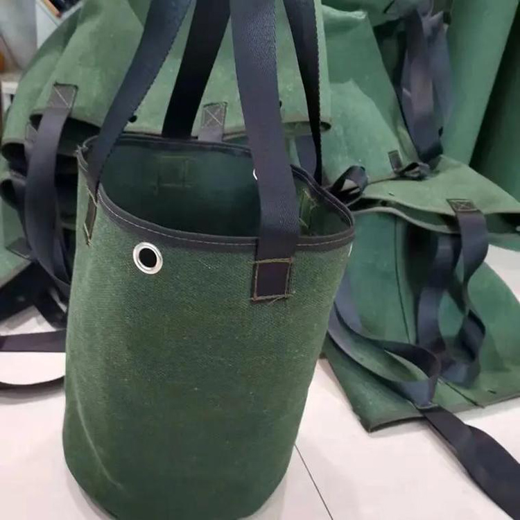 矿用收缩帆布水桶 定做折叠水箱 具有折叠功能