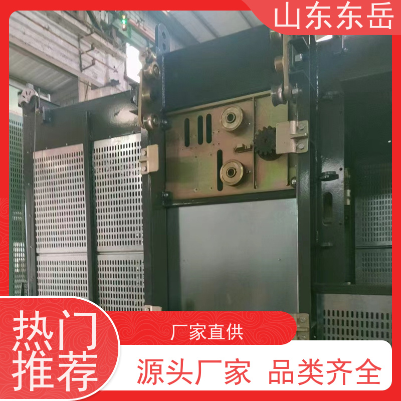 东岳建机生产销售三驱50米SC200/200施工升降机 建筑机械厂家供货