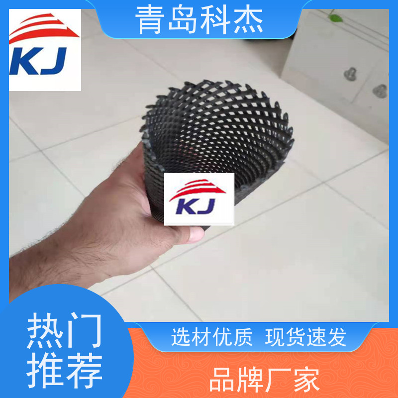 青岛科杰塑料机械有限公司 自主研发 漆雾过滤网管 产量高 支持定制