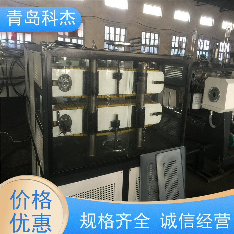 青岛科杰 自主研发 铺鸭棚地用塑料网设备 抗压性强 支持定制