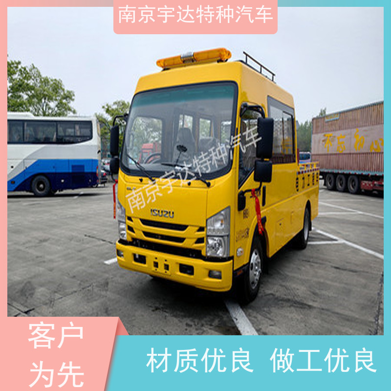 庆铃 9座蓝牌工程车 型号QL5040XGCBUHAJ 排量3.0