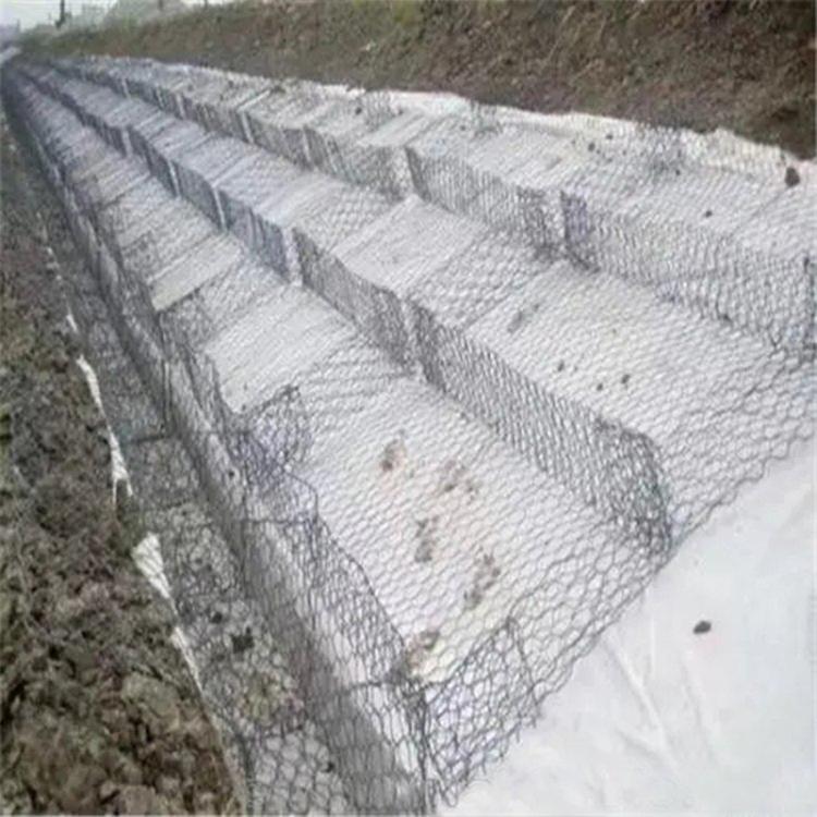 河道边坡抢护网 防汛护坡格宾石笼网 防洪固土镀锌雷诺护垫水利工程