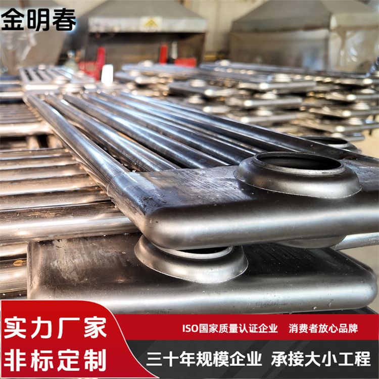 金明春 规格齐全 厂家供应 美观耐用强度高 钢制柱形散热器