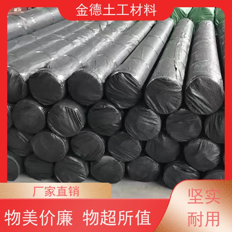 金德土工 积液池衬砌采用 GH-2S土工膜1.0厚 拉伸性好 安装示范