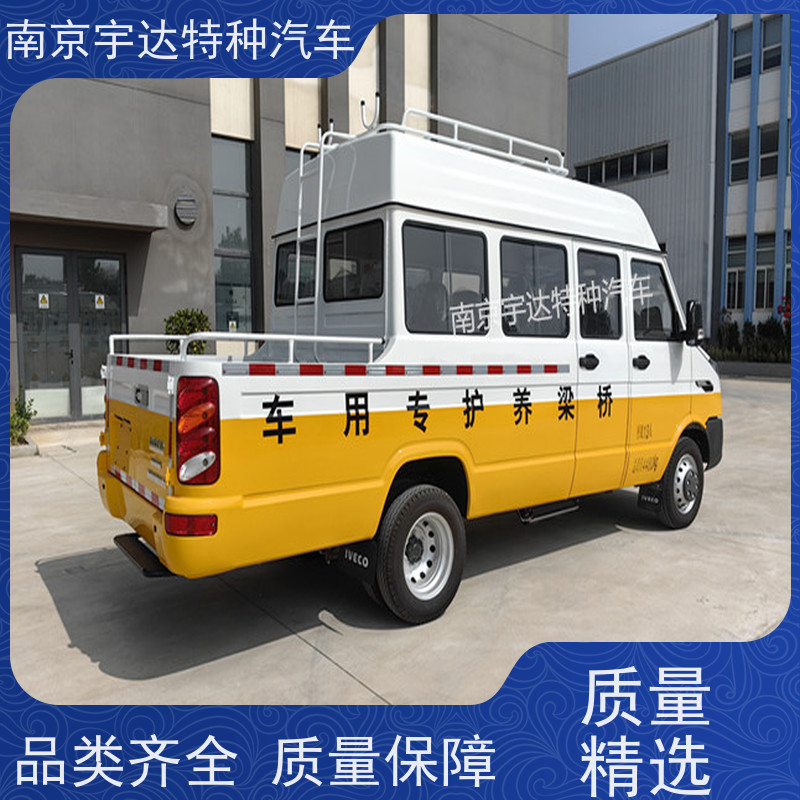 13座工程车 依维柯10-13座 包上牌道路应急救援车