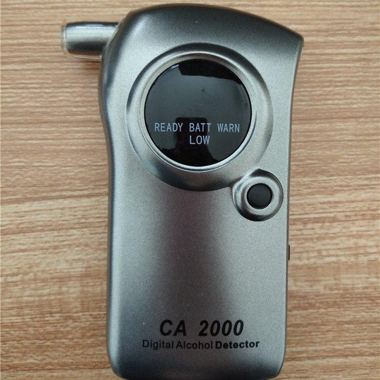 路博CA2000型酒精检测仪不受烟味、咖啡等非酒精类气体的干扰