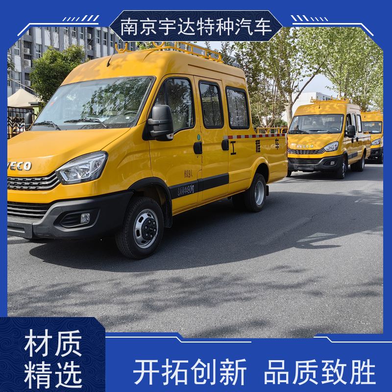 依维柯牌 液压泵不漏电 油田抢修车 柴油发动机 道路养护工程车