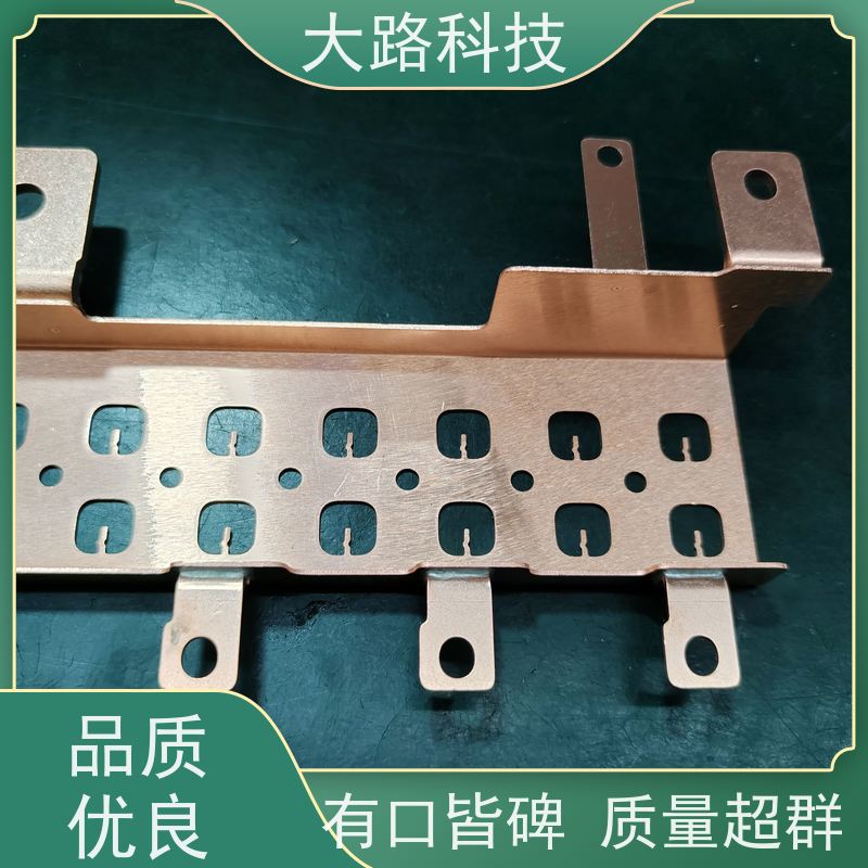 配电柜接地连接铜汇流排水冷去毛刺 抛光清洗