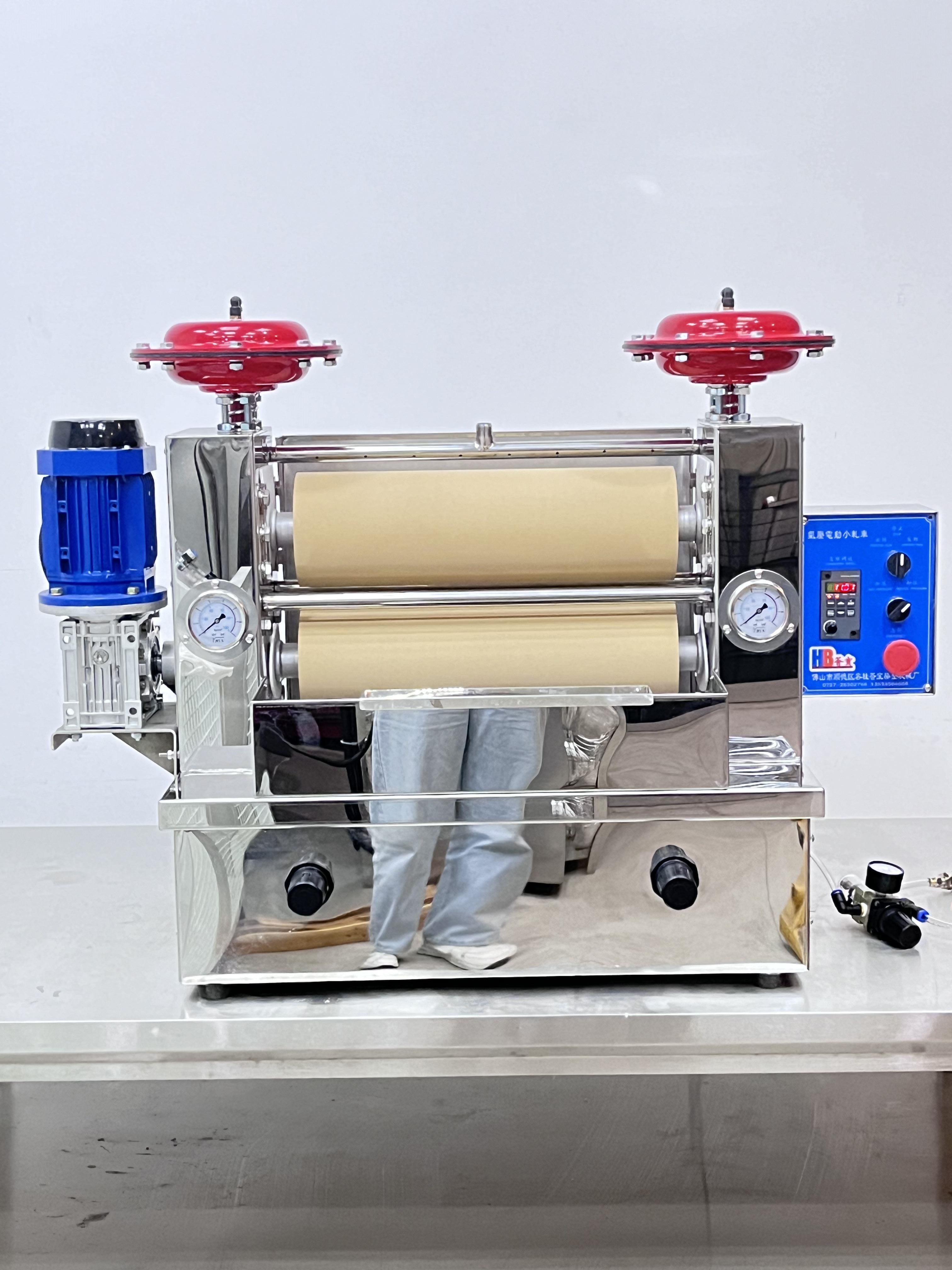  实验室小轧车 电源：220V 50HZ 总功率：0.4KW 精密型设计