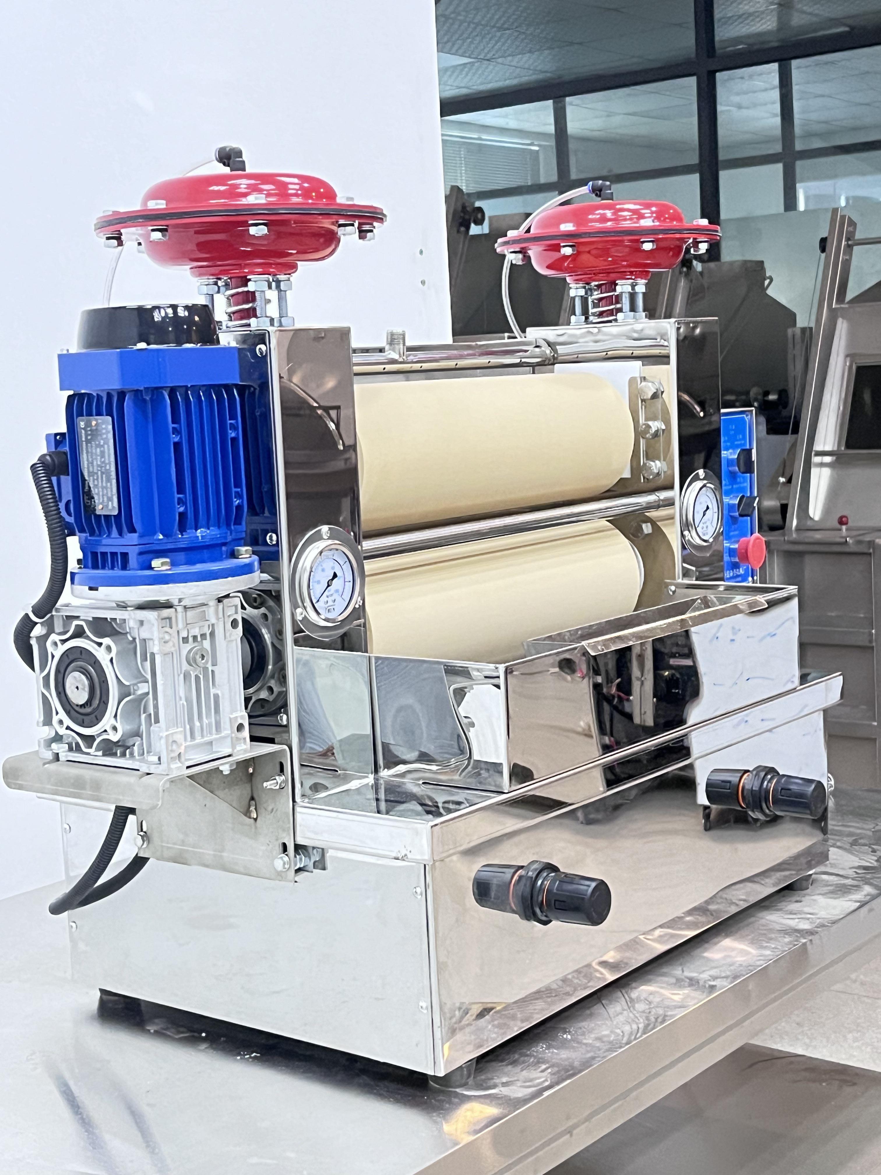  立式轧车 电源：220V 50HZ 总功率：0.4KW 精密型设计