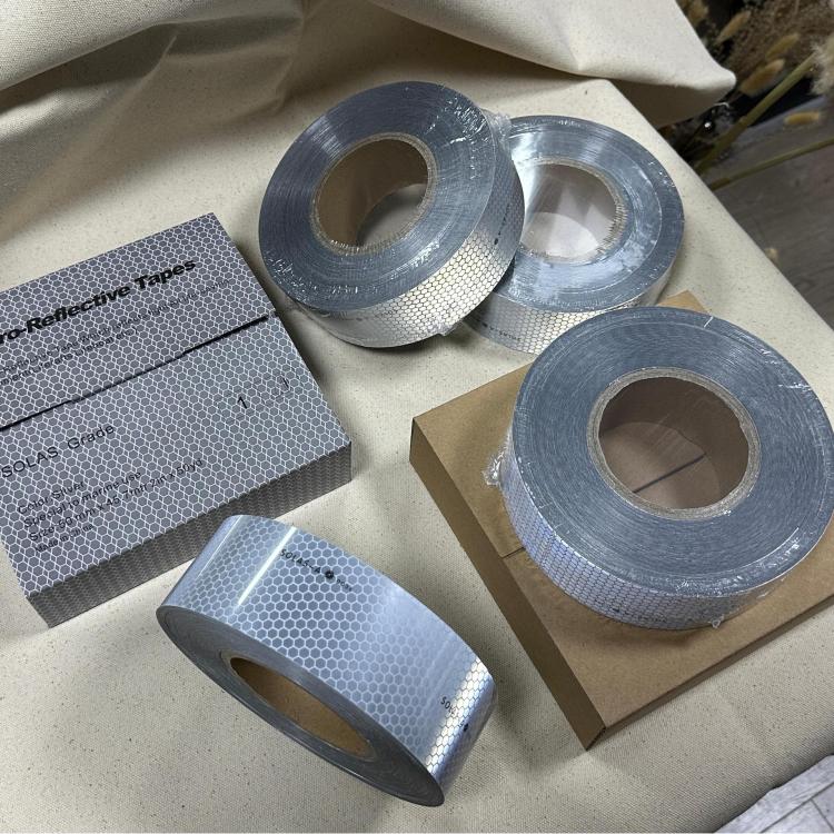SOLAS海事膜 SASO海上专用反光膜救生衣镀铝膜救生艇银灰色反光膜