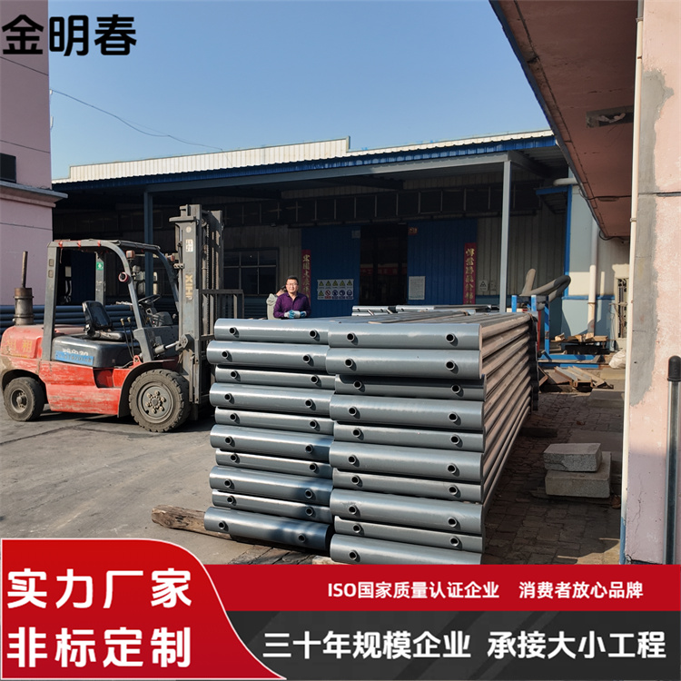 金明春 厂家 工程光面管暖气片 体积小重量轻 规格齐全