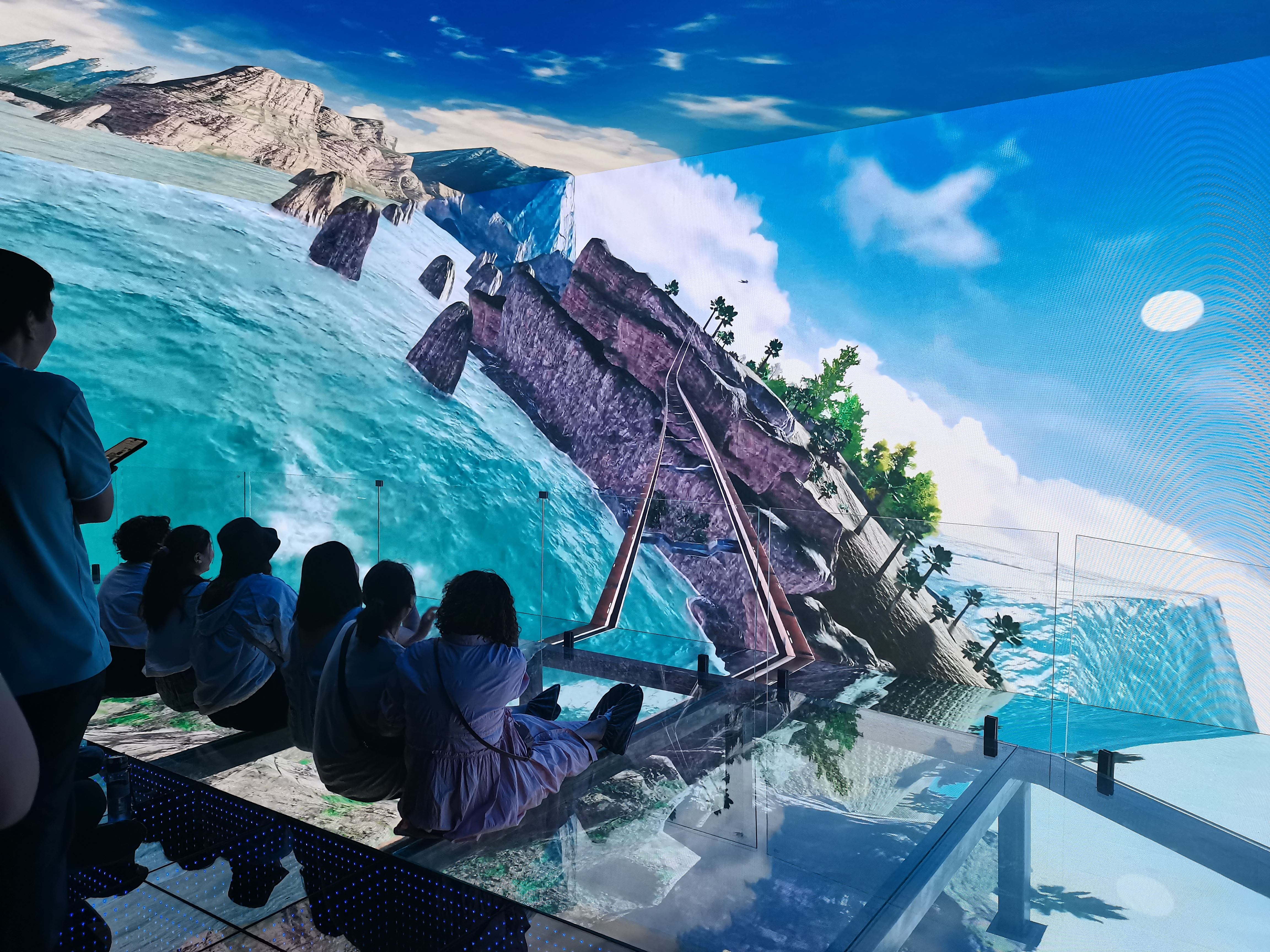 国威科技创业新机遇沉浸式体验馆品牌裸眼3D
