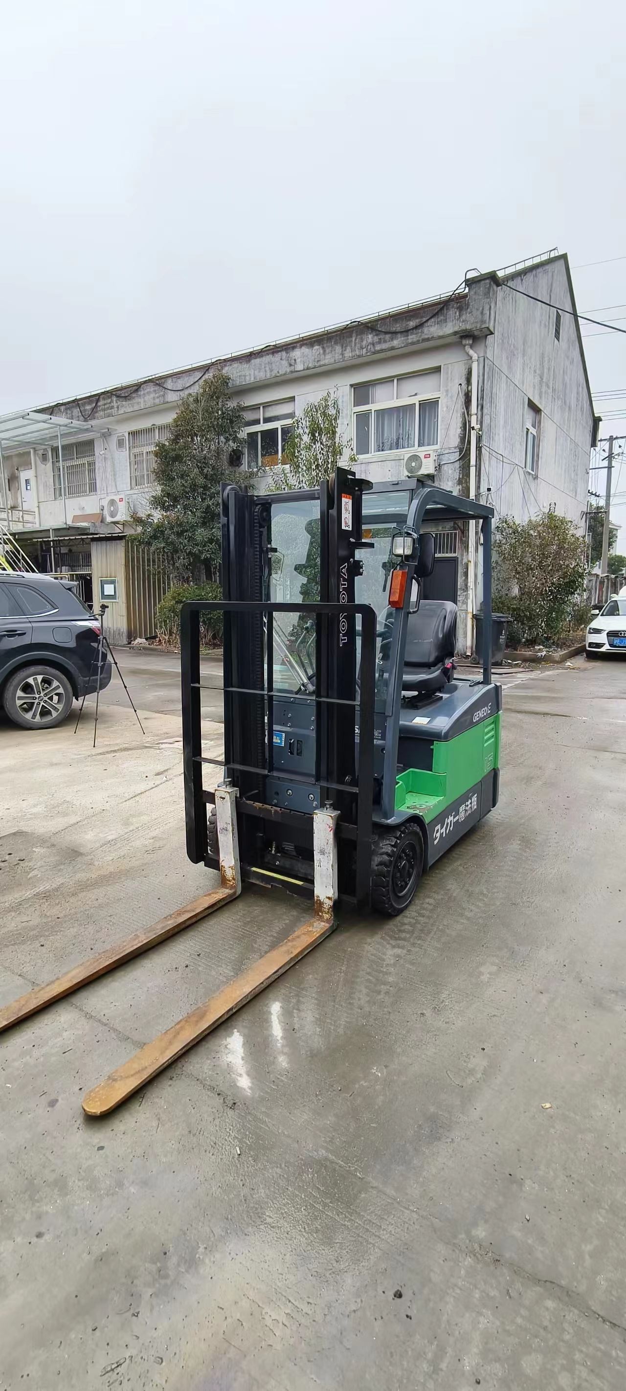 永恪叉车 4米日本原装进口 带侧移 仓库运输 厂家供应