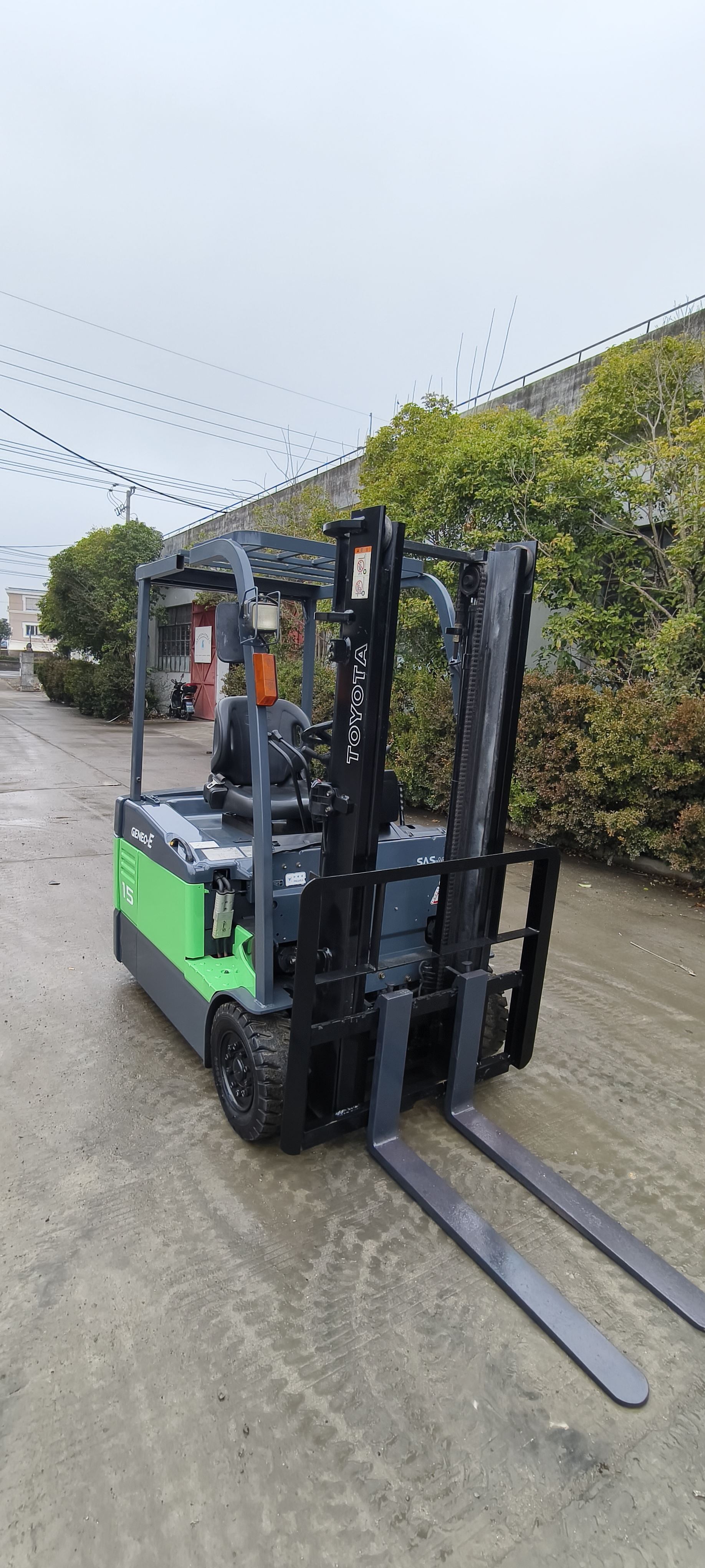 永恪叉车 两节门架三米带调剧叉2019年 电动液压搬运车 支持试驾