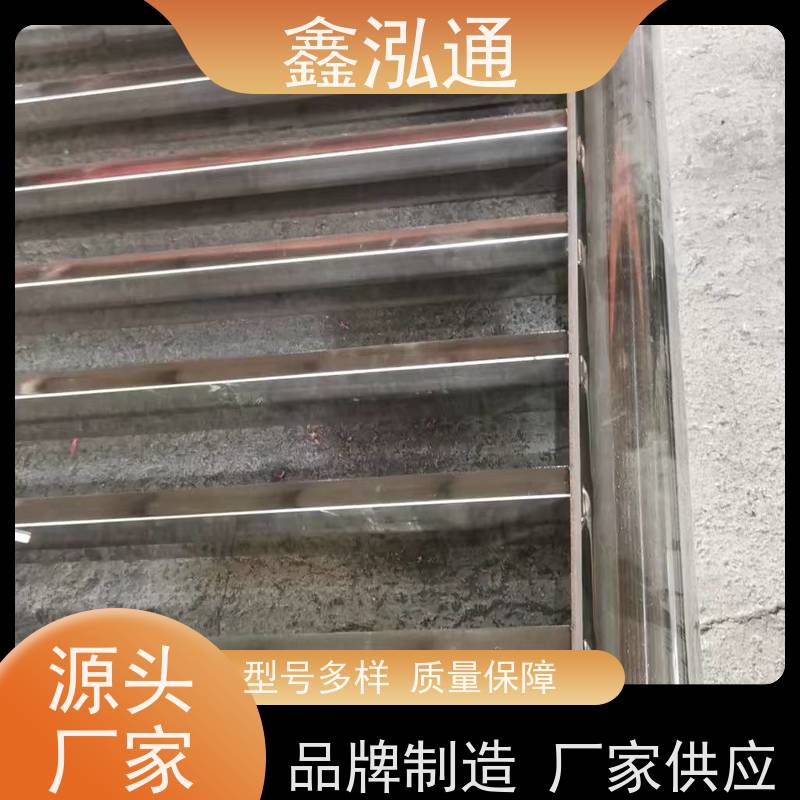 鑫泓通 道路护栏 公路两侧栅栏 品质保证 实体工厂 可定制
