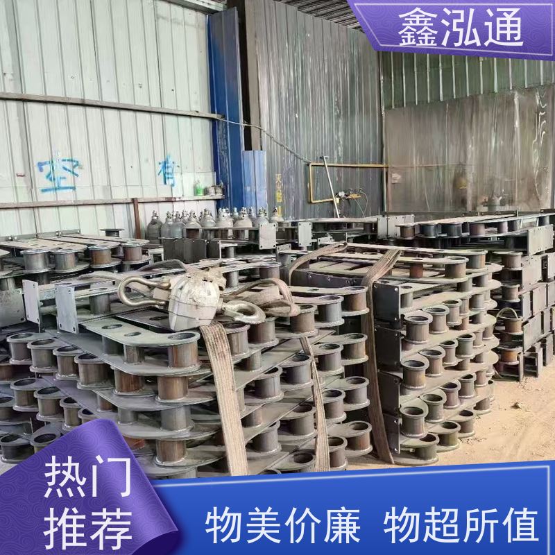 鑫泓通 桥梁防撞护栏 公路两侧栅栏 品质保证 实体工厂 可定制