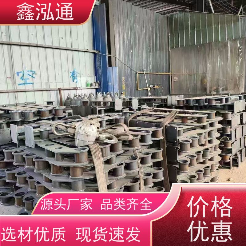鑫泓通 人行道防撞护栏 城区河道景观 造型美观大方