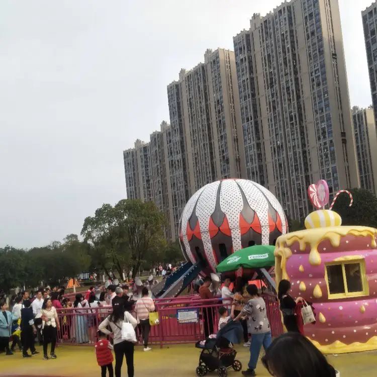 鸿博游艺 室内自控飞机 儿童游乐设施生产厂商 规划设计