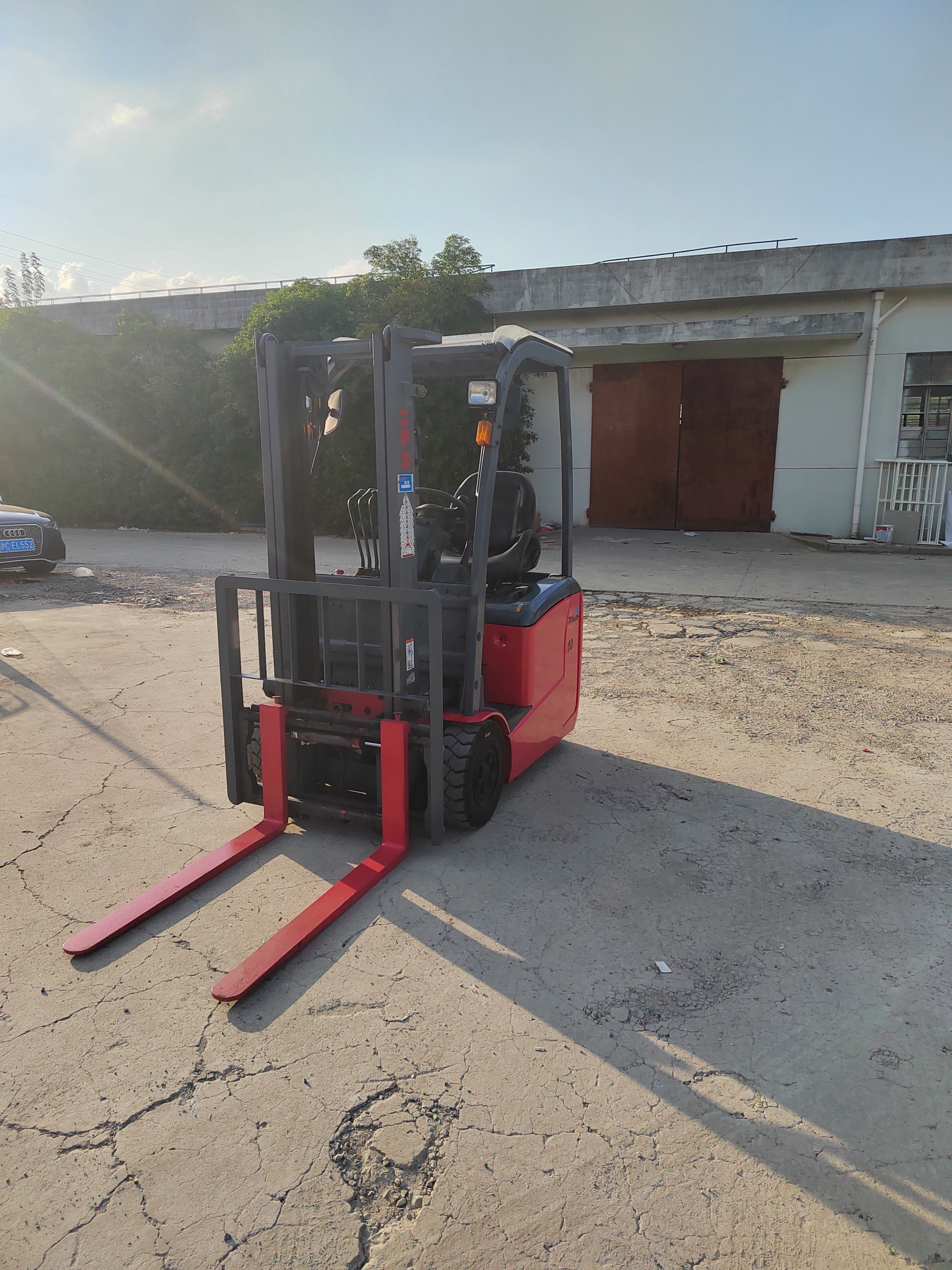 永恪叉车 力至优1.5吨三门架 3米日本原装进口九成新 厂家供应