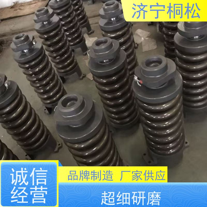 桐松机械 PC500底盘山推原厂涨紧油缸总成 质保一年 好配件随时联系