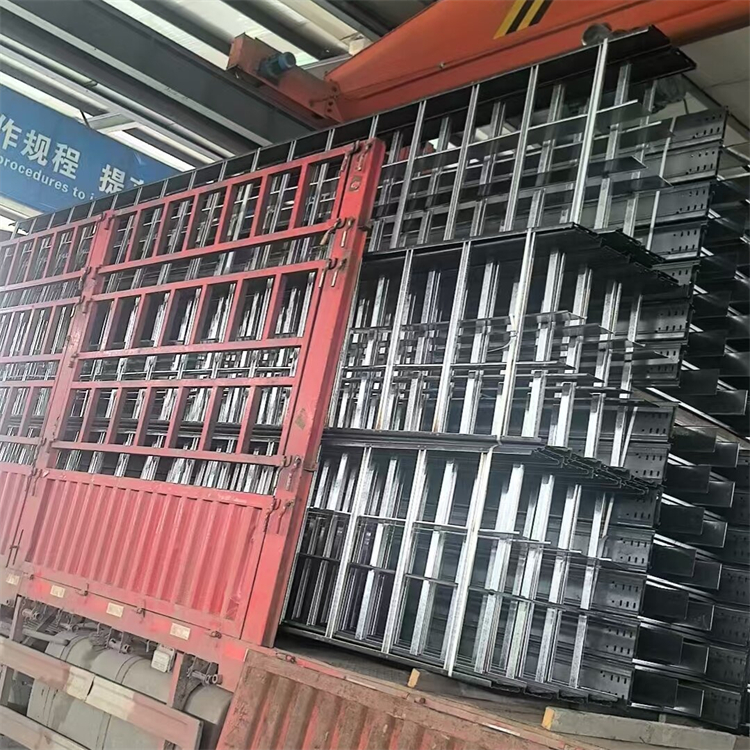 隆鑫 定制 玻璃钢镀锌桥架 防腐耐用 坚固可靠 防火安全 使用寿命长