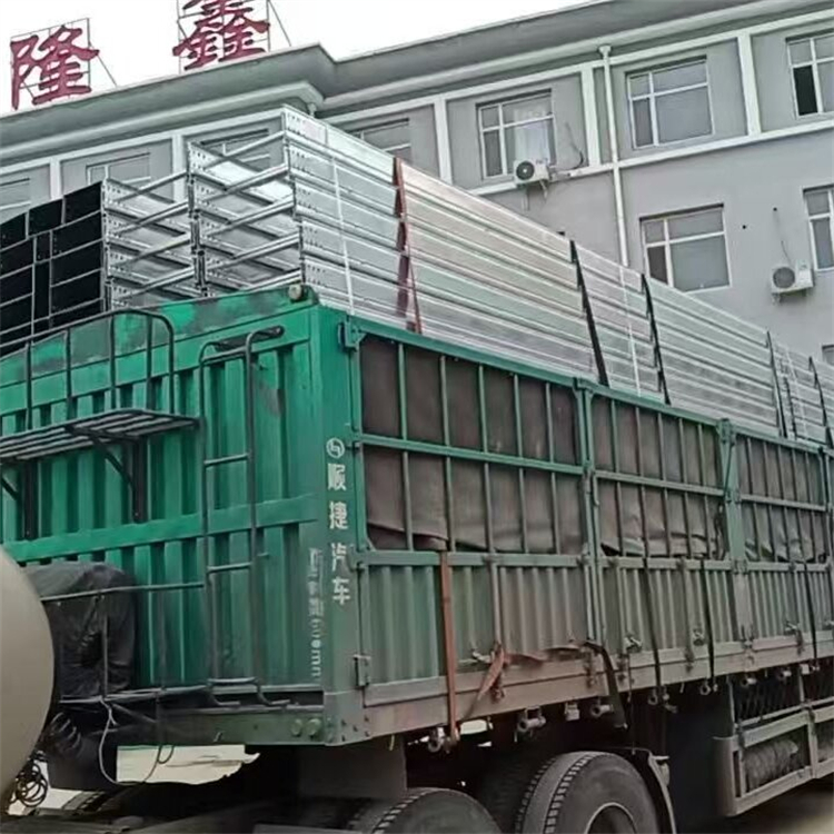 隆鑫 直供 槽钢桥架 防腐耐用 坚固可靠 防火安全 使用寿命长