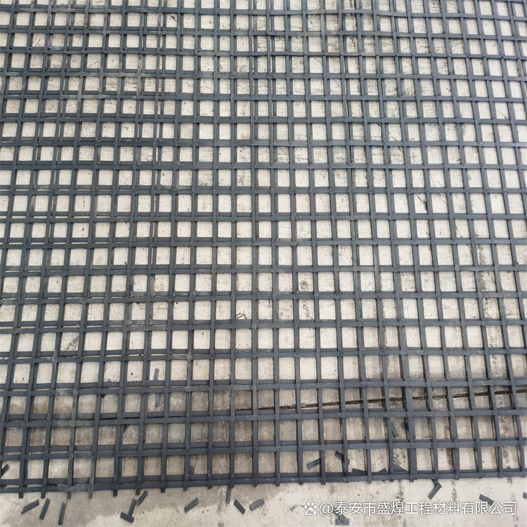 彦华 玻纤土工格栅货源充足适用于矿山、坑道加固 道路加筋 支持定做