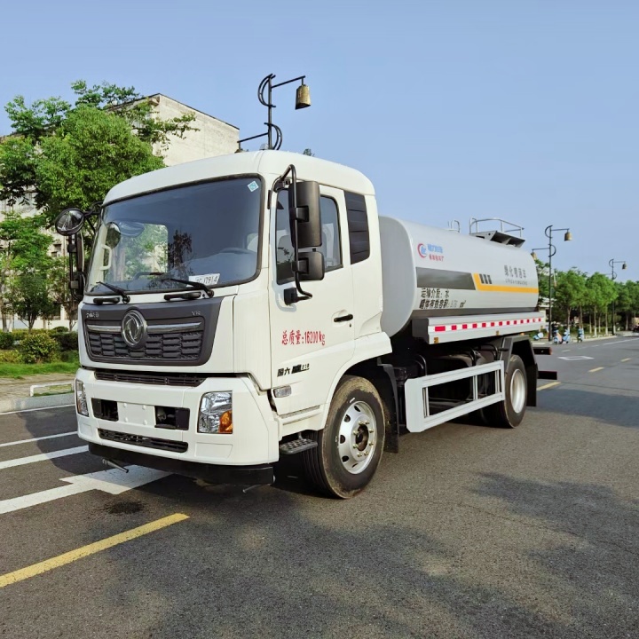 配大功率洒水泵 多功能洒水车 C证驾驶 清洗喷洒车 