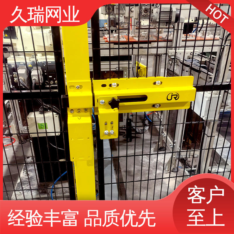 不易变形 网面平整光滑 使用寿命长 玻璃围栏 久瑞网业